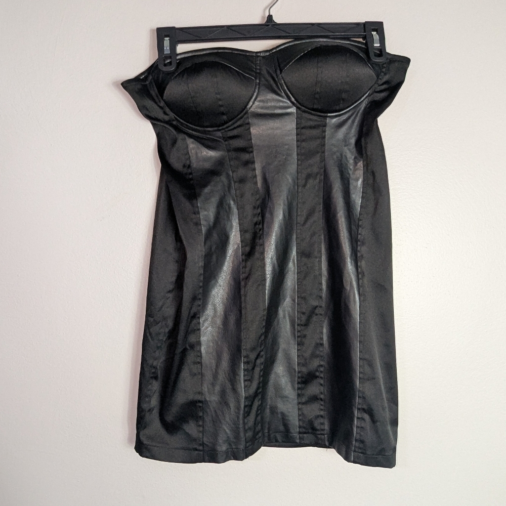L Charlotte Russe Y2K Strapless Faux Leather Stripe Mini Dress